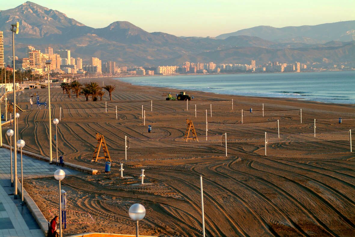 Limpieza playas Alicante (3).jpg