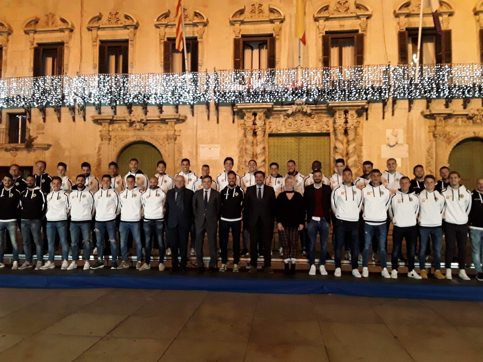 Postal de Navidad del Hércules CF (1).jpg