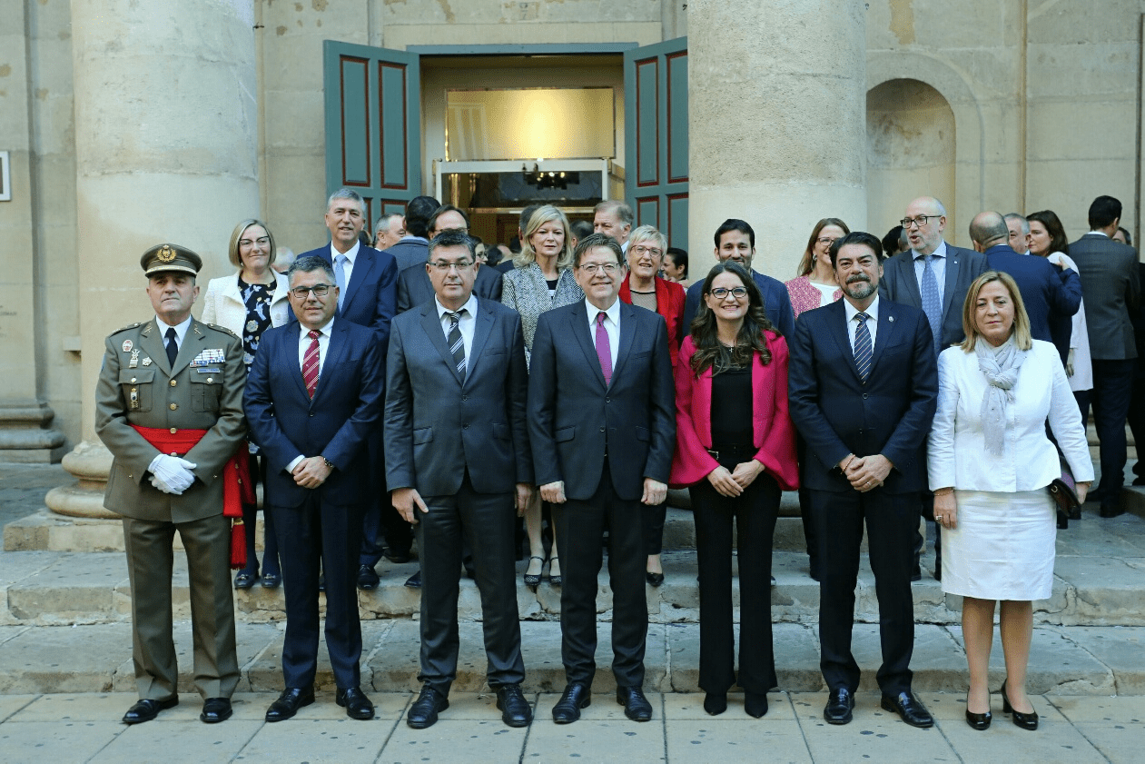 120618 Dia Constitucion 1.png