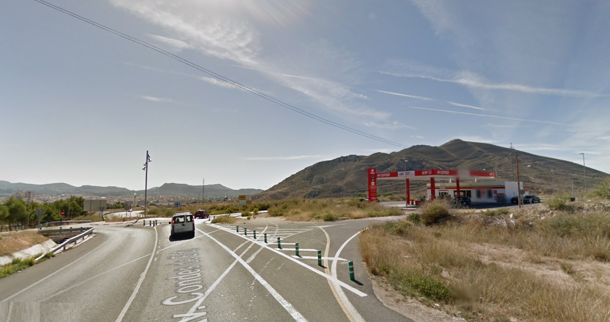 gasolinera Elda.jpg