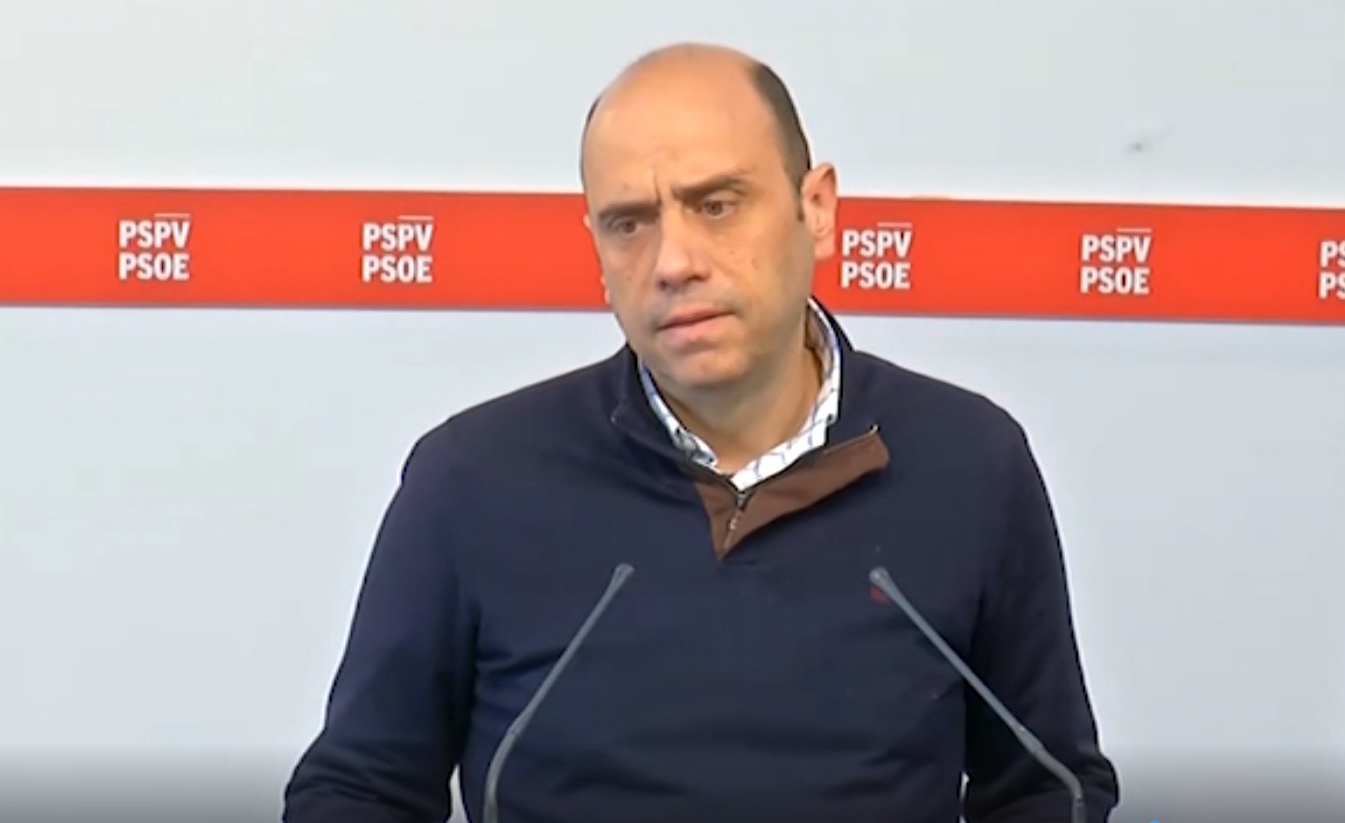 ECHÁVARRI DIMITIRÁ EL 9 DE ABRIL.jpg