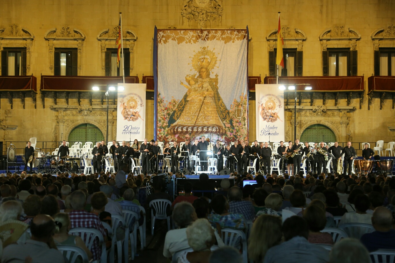 Himno Alicante conciertos verano (6)