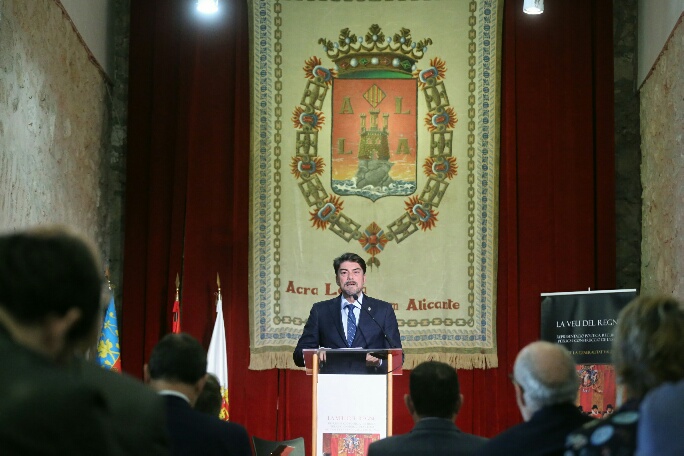 Acto celebración 600 años de la Comunidad Valenciana en Alicante (11).JPG