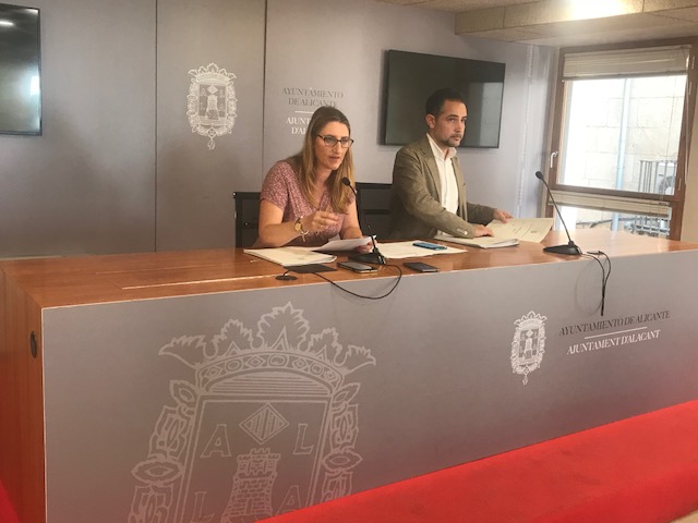 Mª Carmen de España Israel Cortés (2).jpeg