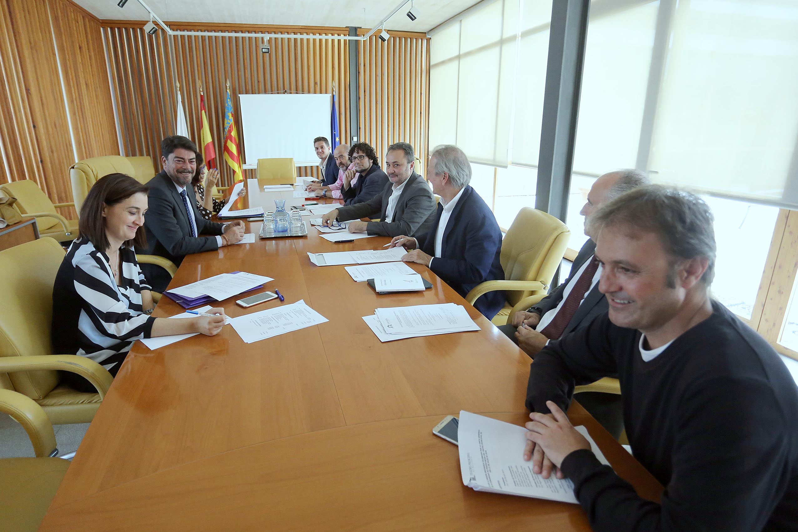 Teatro Principal Alicante Luis Barcala (2).jpg