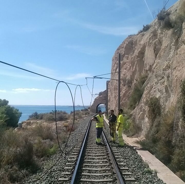 ACCIDENTE TRAM Alicante tren (1)