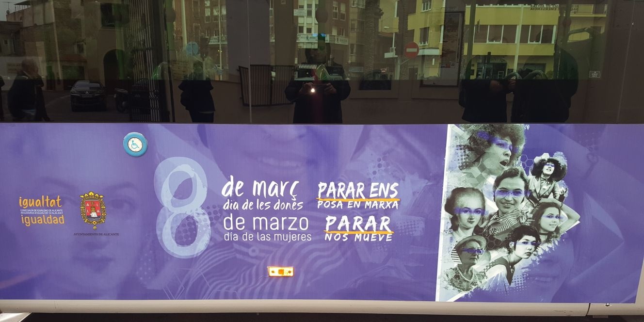 PararNosMueve_bus02_03