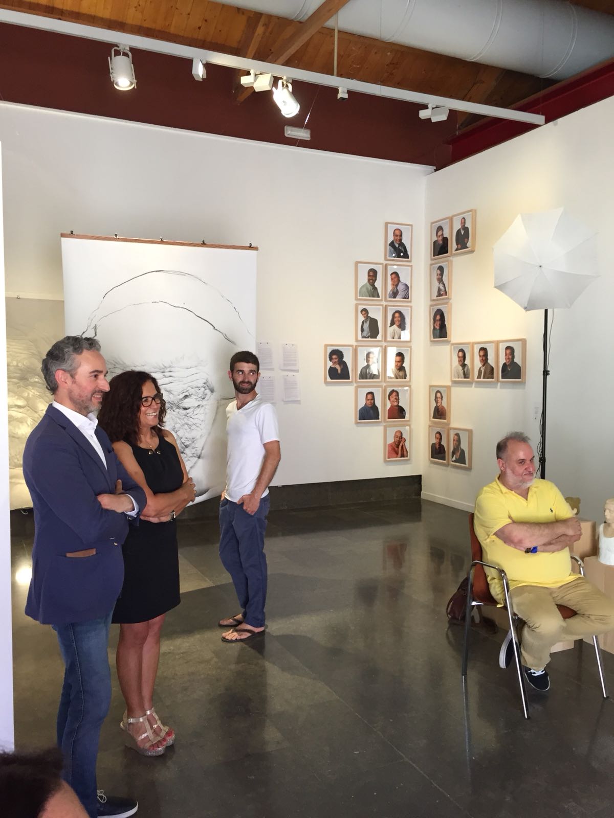 Exposición pintura en Lonja pescado Alicante (4)