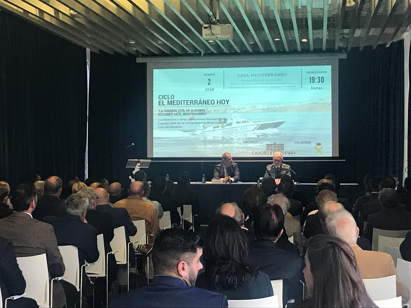 Conferencia coronel guardia civil Alicante Casa Mediterráneo (3).jpeg