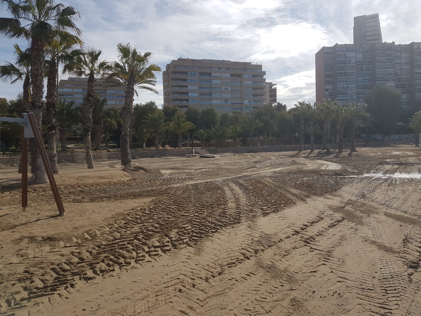 Arena playa Almadraba (1).jpg