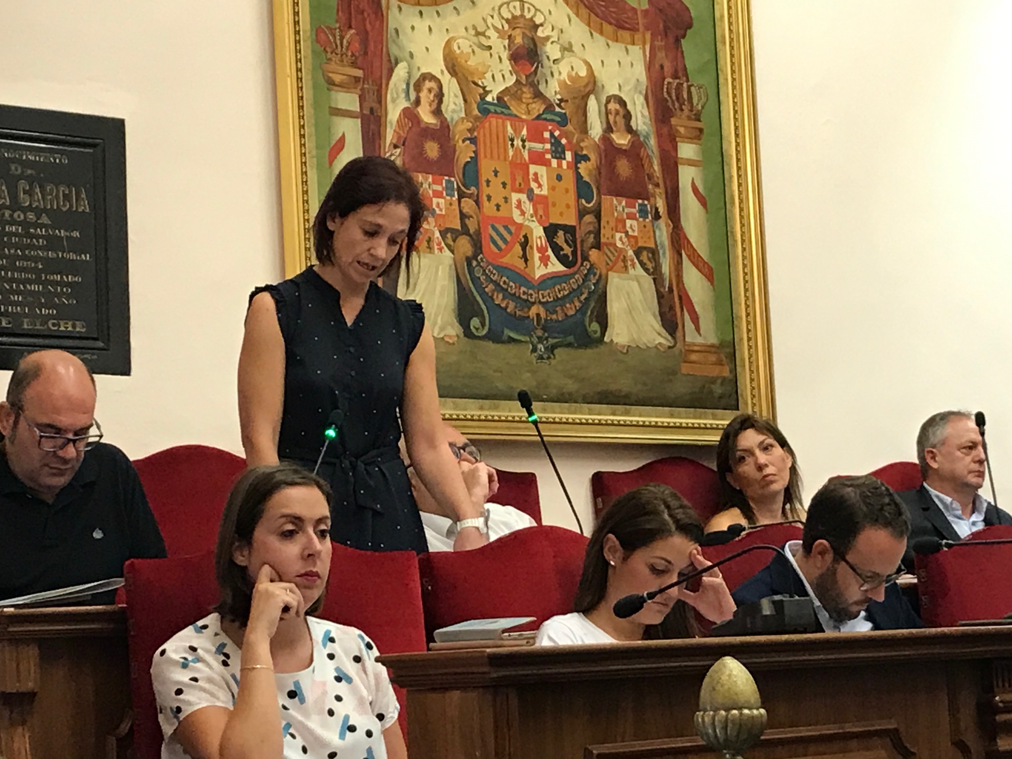 Pleno Elche 25 sept. Ana Arabid