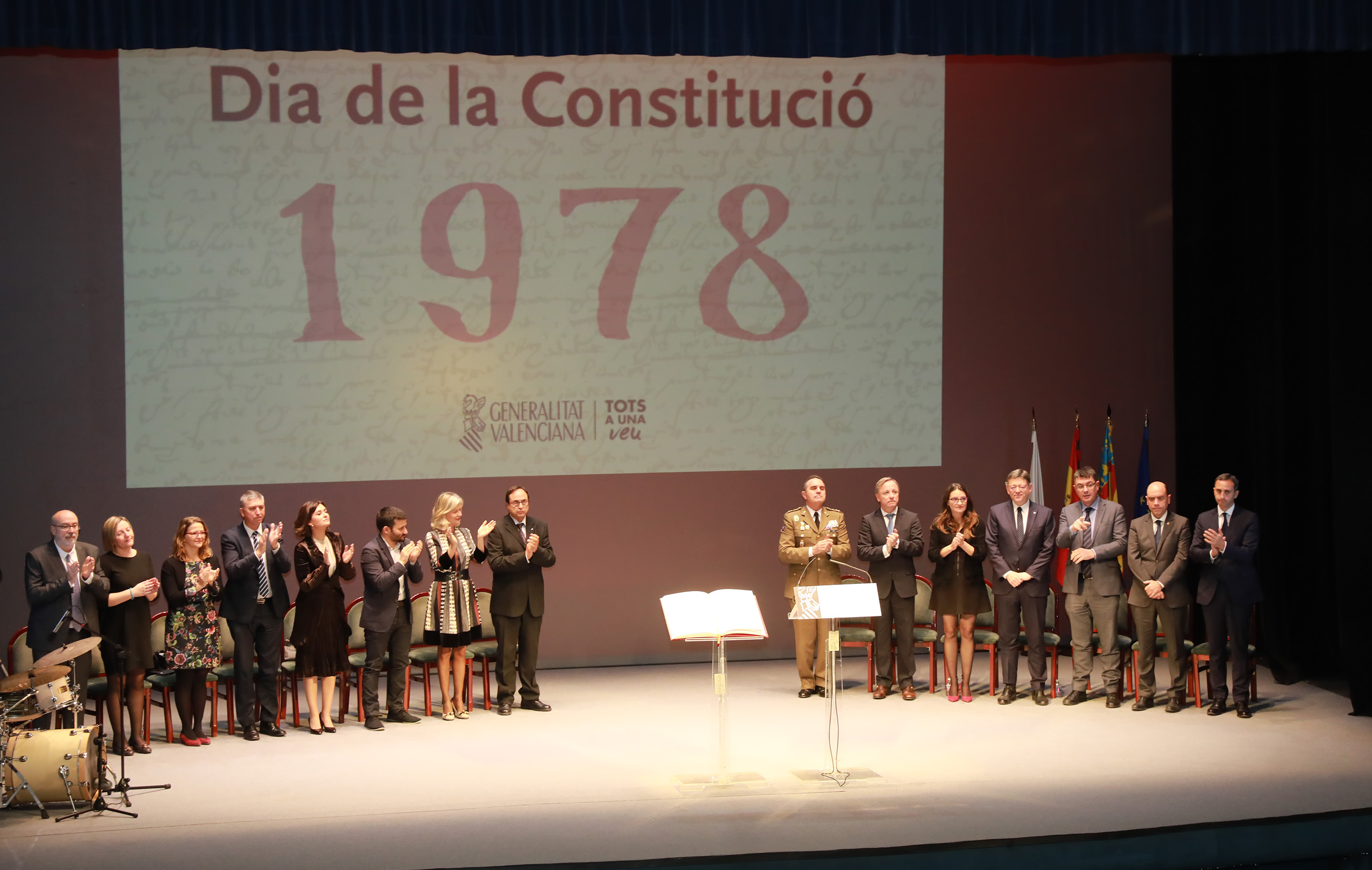 Acto Constitución