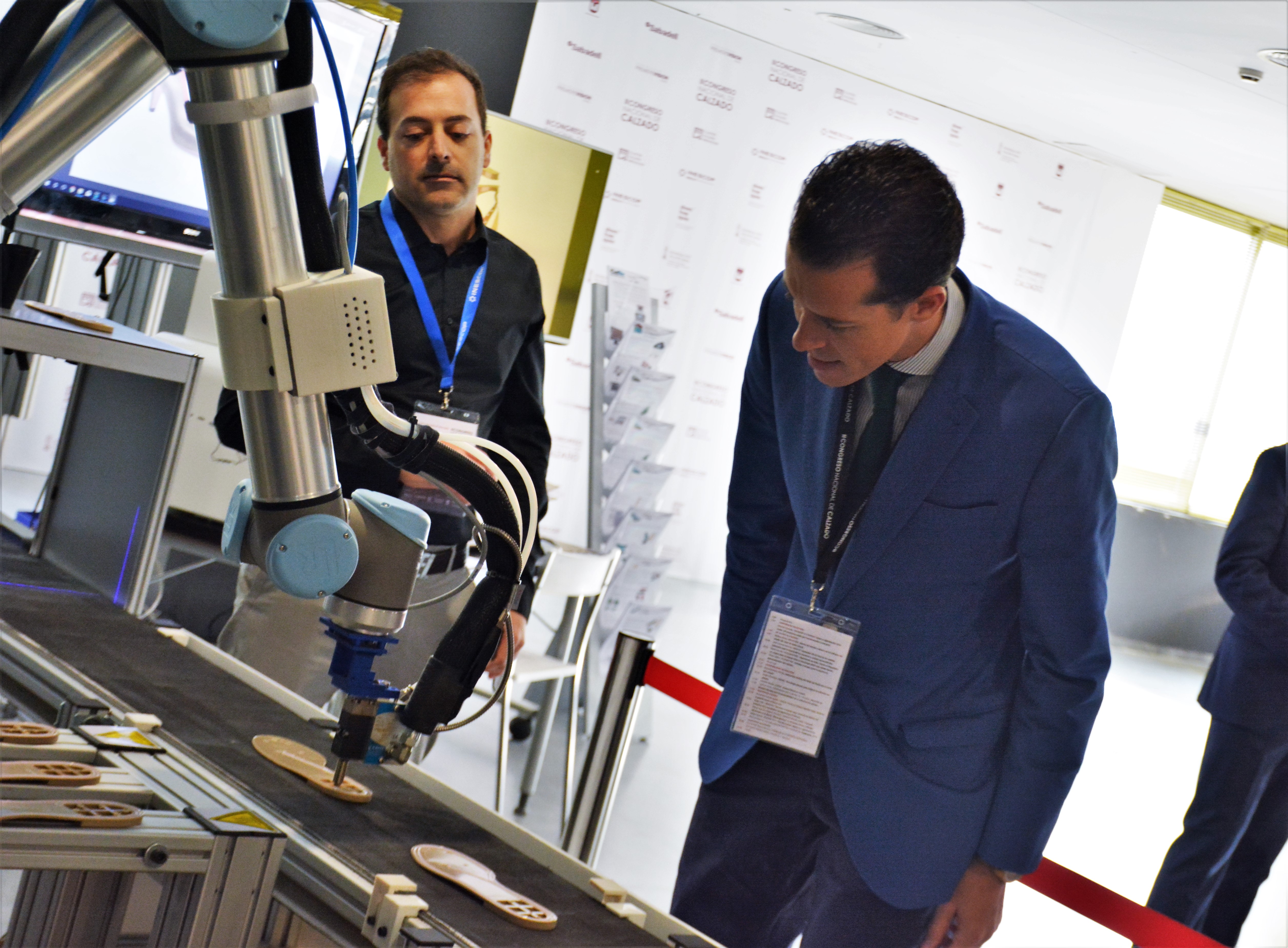 II CONGRESO NACIONAL DEL CALZADO(2).JPG