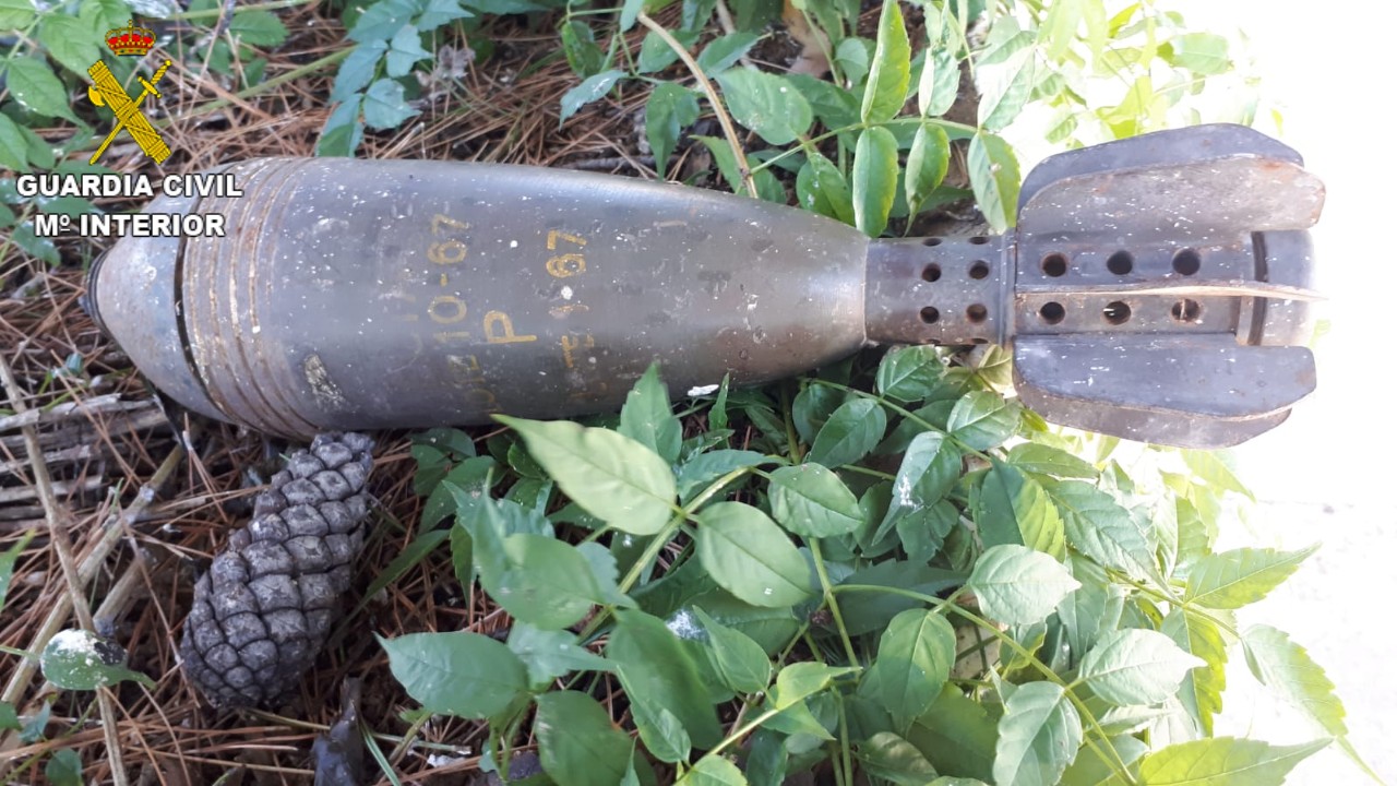 Bomba guerra Civil Alicante.jpeg