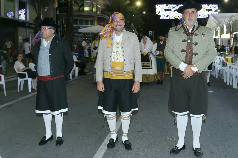 Ofrenda de flores Hogueras Alicante Fogueres (11)