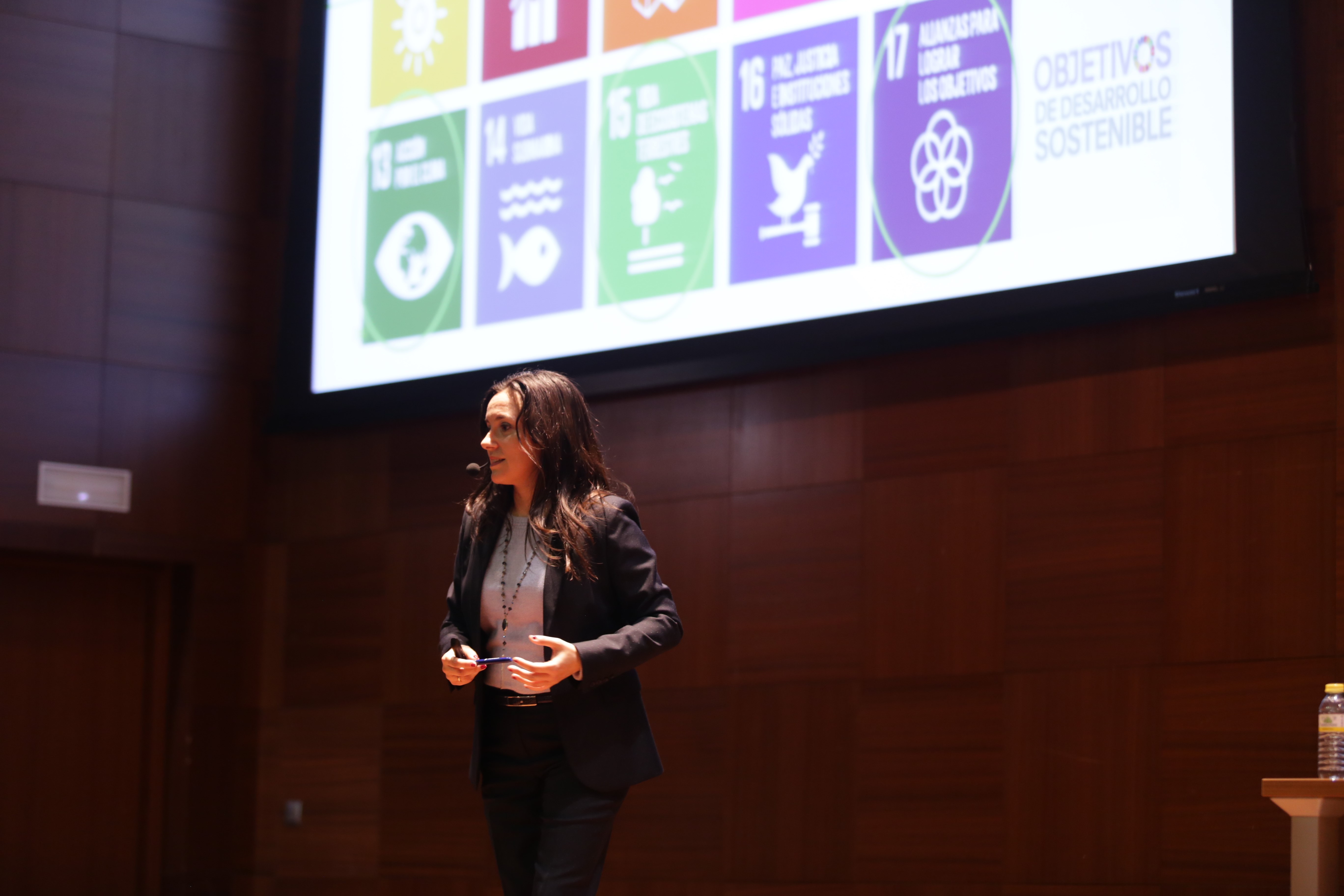 Foto Amelia Navarro Ecoforum 4.jpg