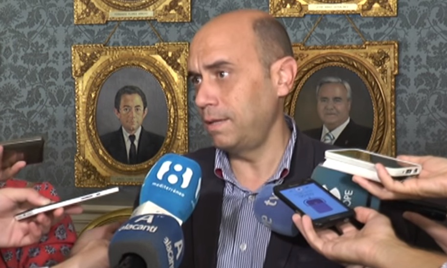 Echávarri despido interina