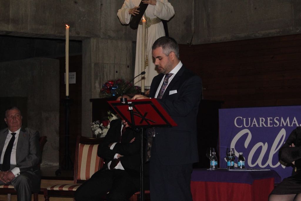 David Puerto Román Pregonero Semana Santa Alicante 2019.jpeg