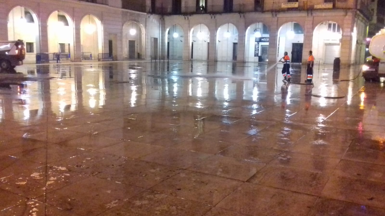 Baldeo plaza Ayuntamiento