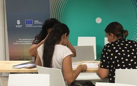 Oposiciones trabajo mujeres.jpg