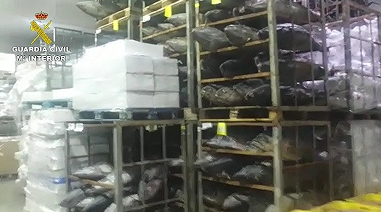 Guardia Civil Atún Alicante (3).jpg