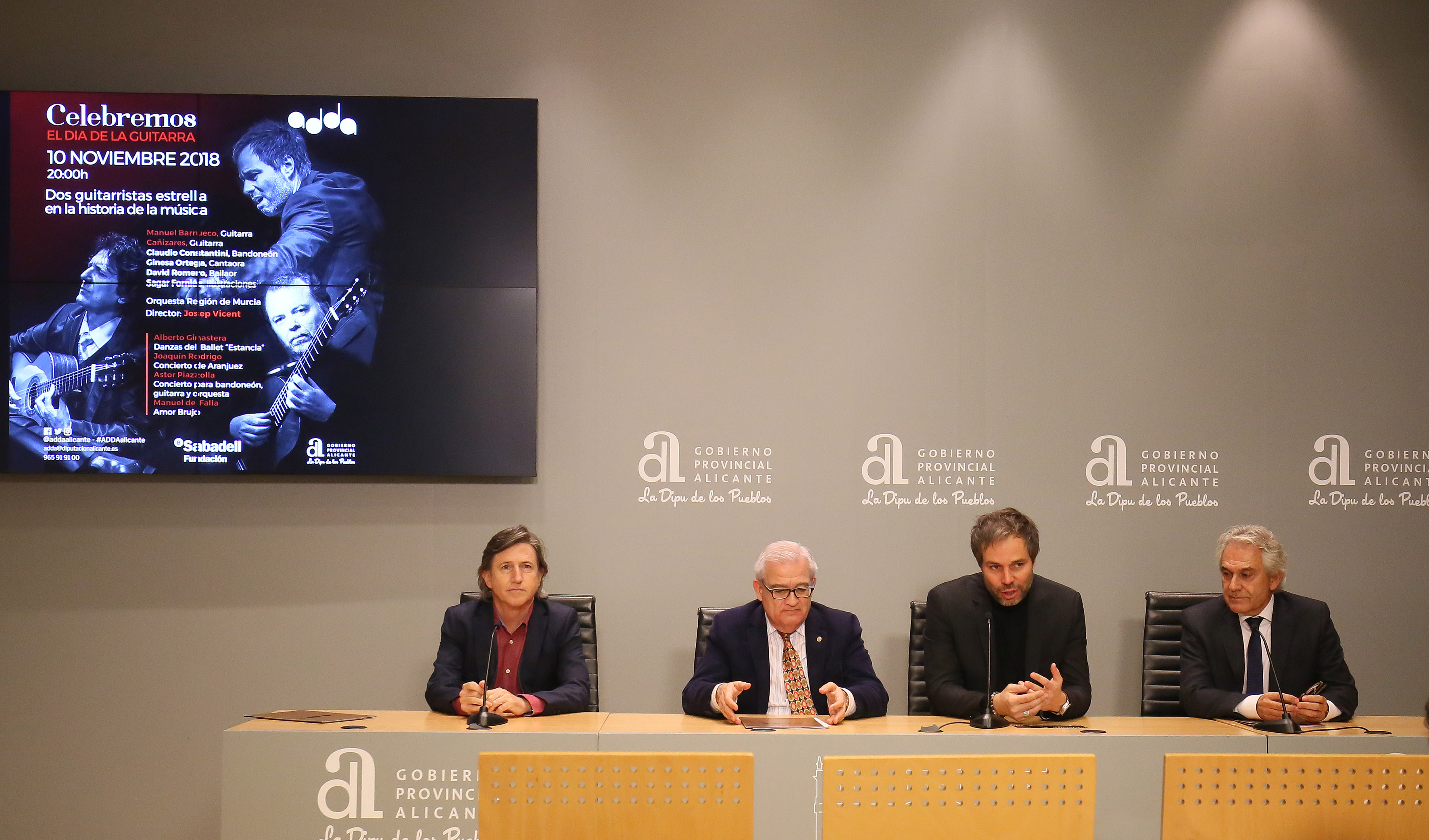 103018 Presentacion Concierto Día de la Guitarra.jpg