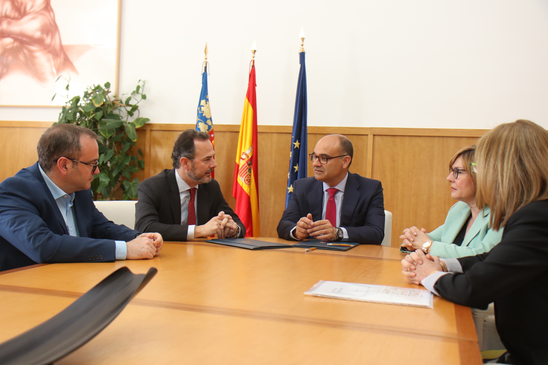 Convenio Ayuntamiento Alicante y UA (2).JPG
