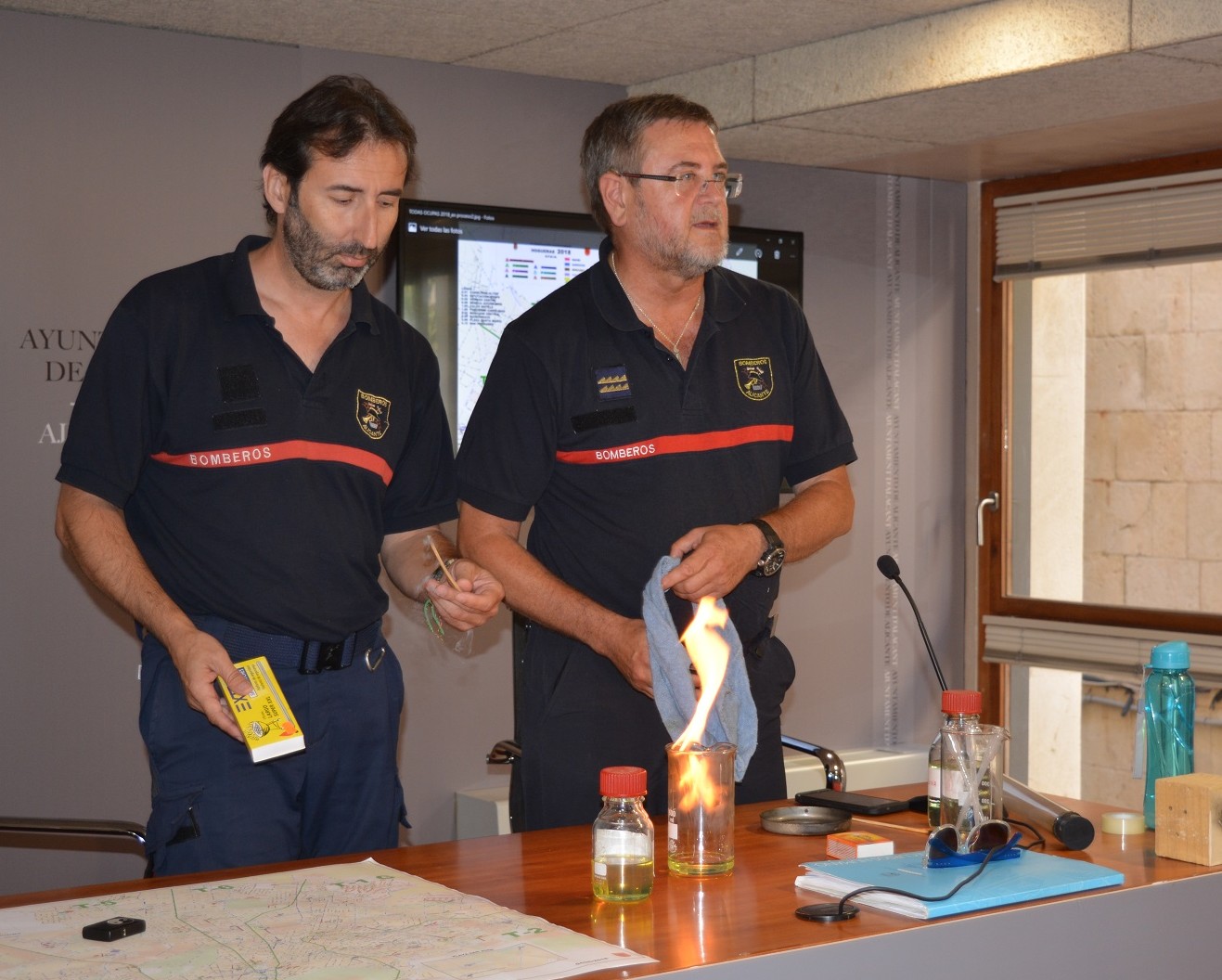 Bomberos SPEIS Hogueras Alicante (3).JPG