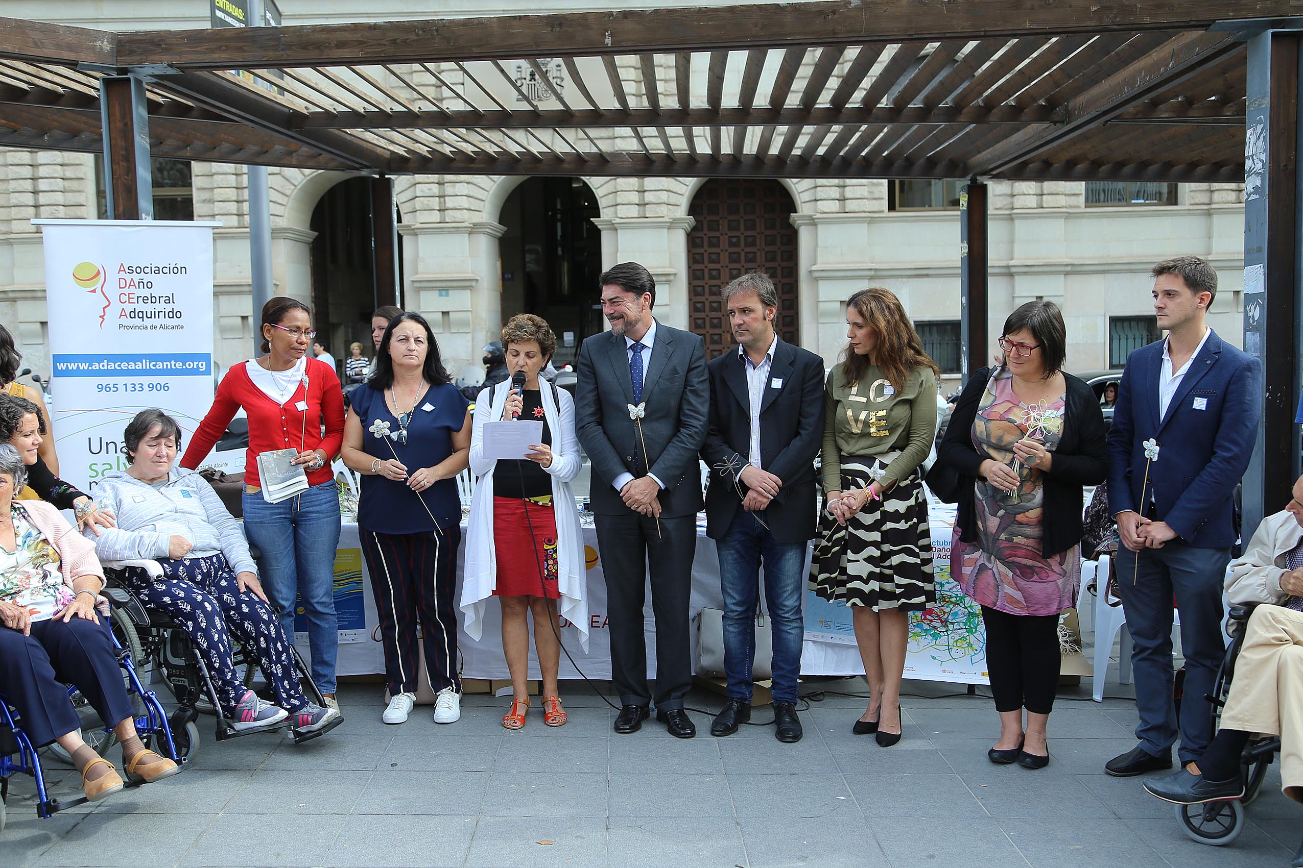 26 Oct 2018 La presidenta lee el manifiesto F04.jpg