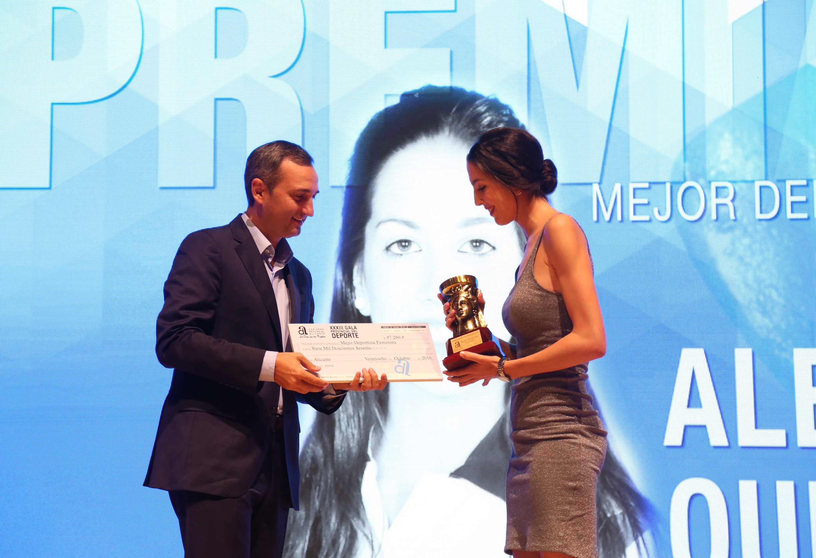 PREMIO MEJOR DEPORTISTA PROVINCIA ALICANTE ALEJANDRA QUEREDA
