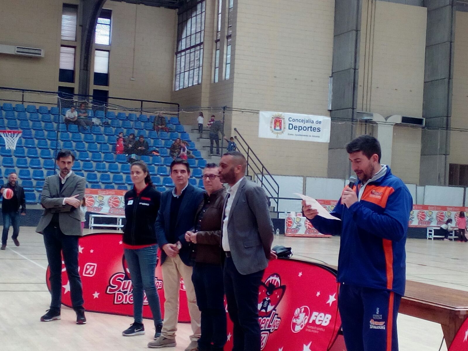 Deporte escolar Pitiu Rochel Alicante baloncesto.jpg
