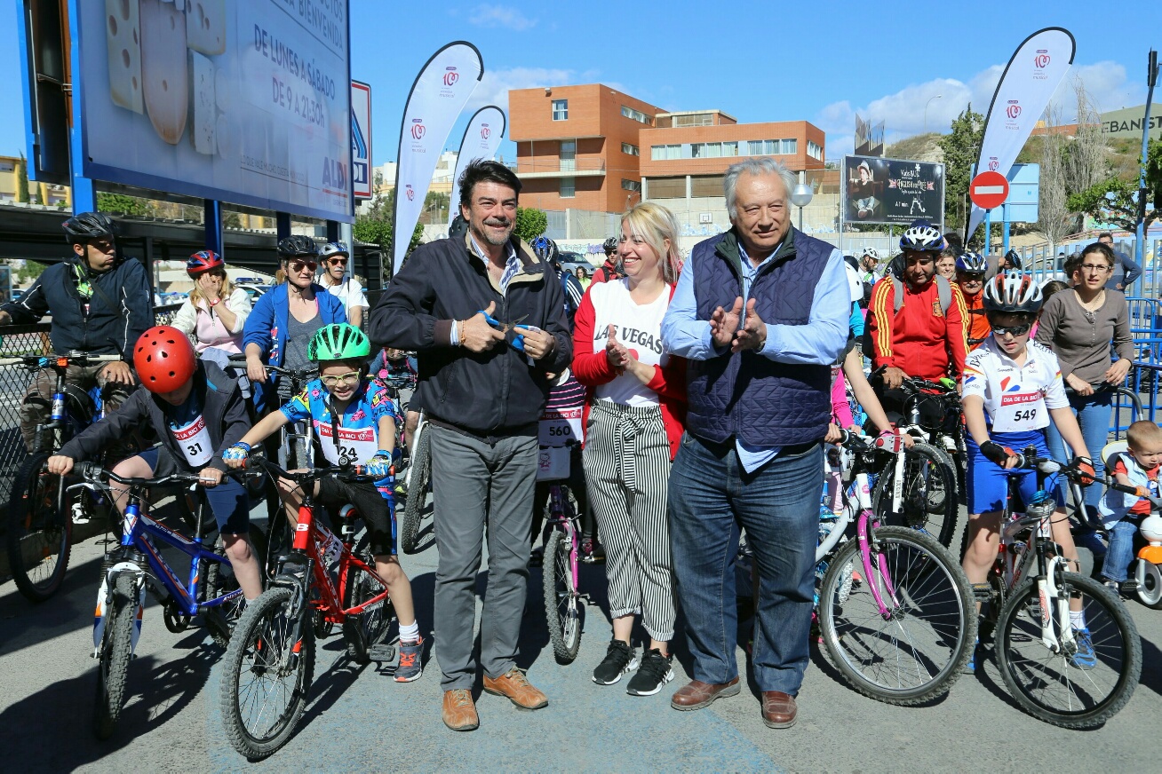 prueba ciclista Alicante Luis Barcala (3).JPG