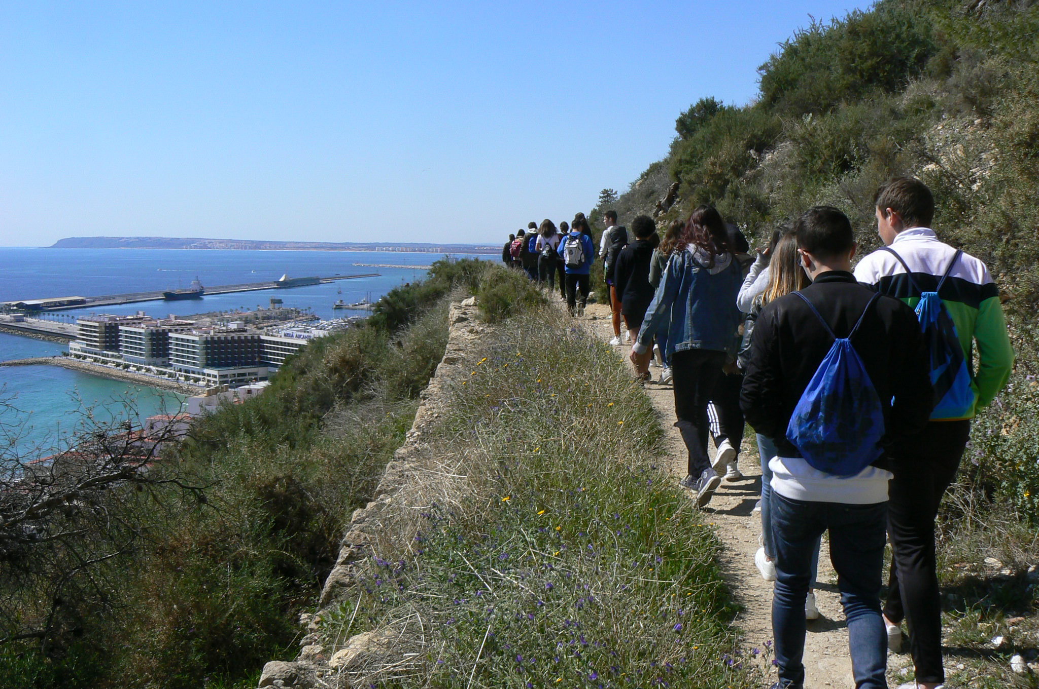 itinerario ambiental con alumnado IES Virgen del Remedio.JPG