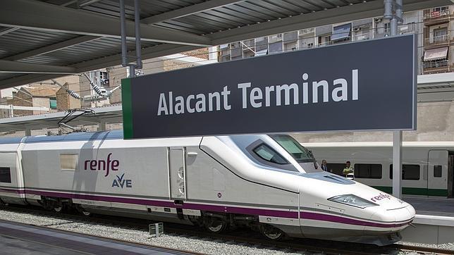 RENFE tren Alicante.jpg