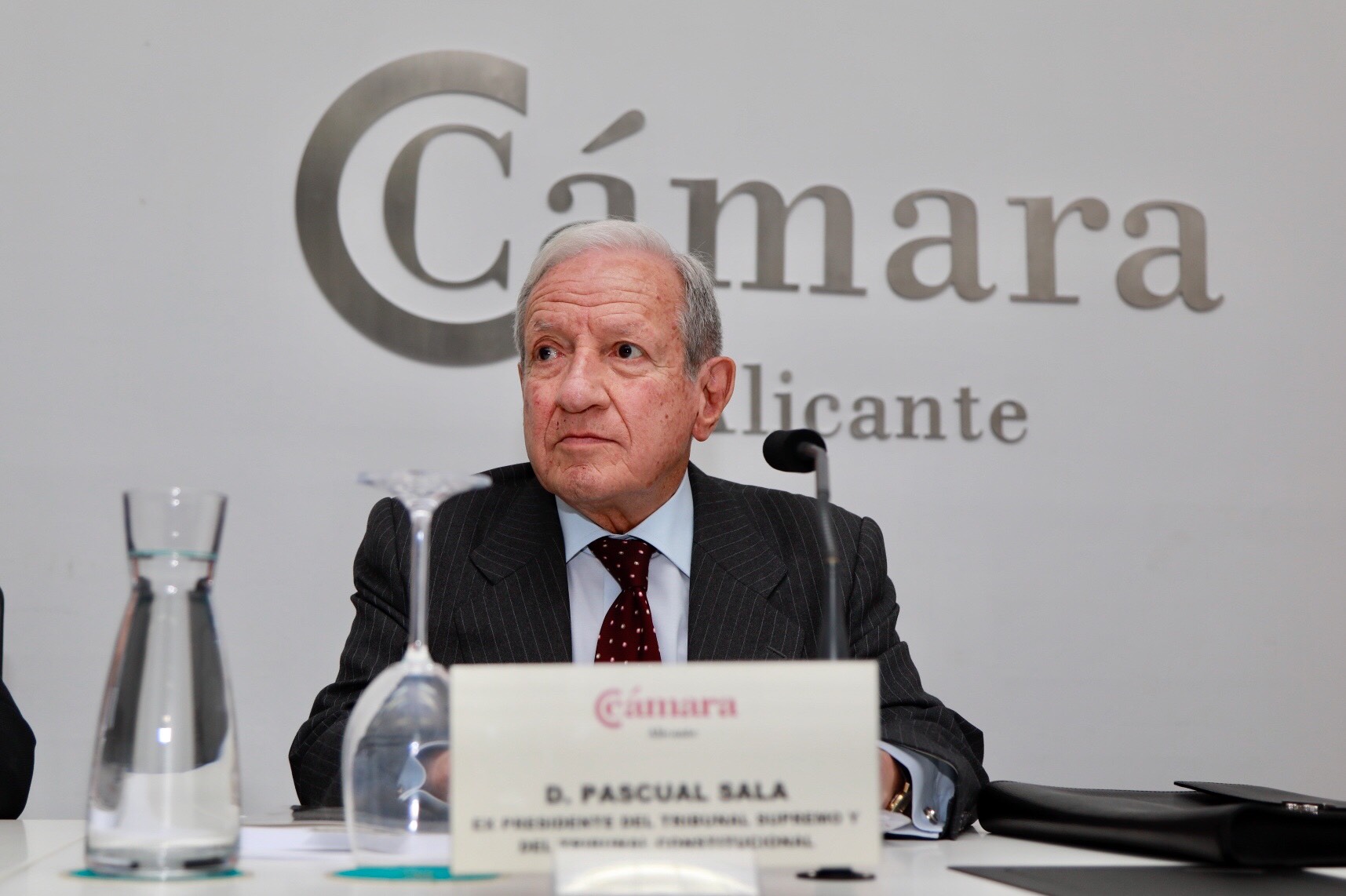 LIBRO MUNICIPALIZACIÓN TC SUPREMO (1)