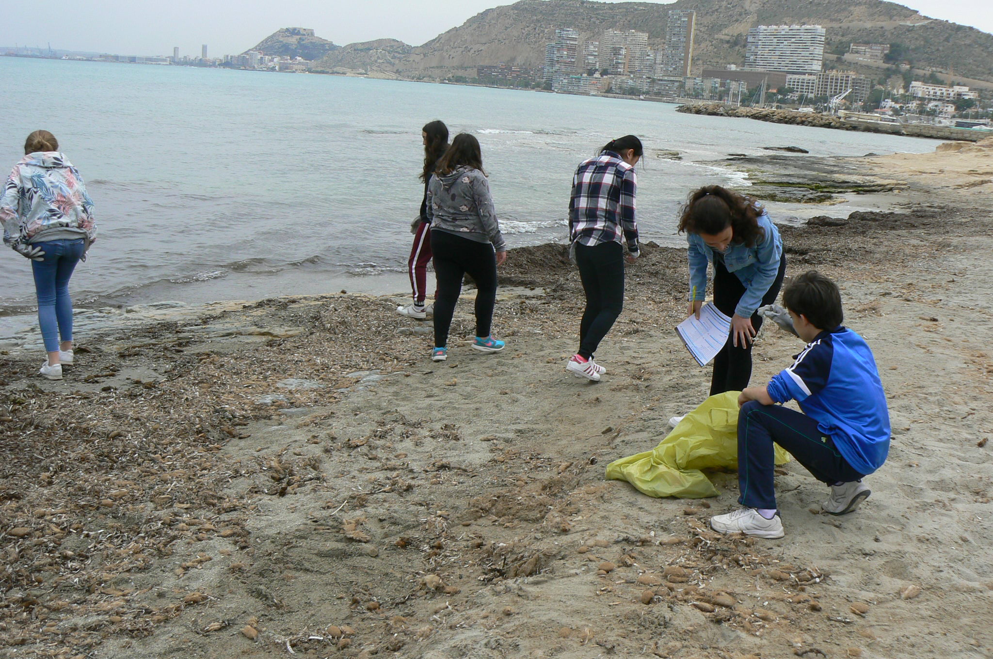 Recogida resíduos playas Alicante