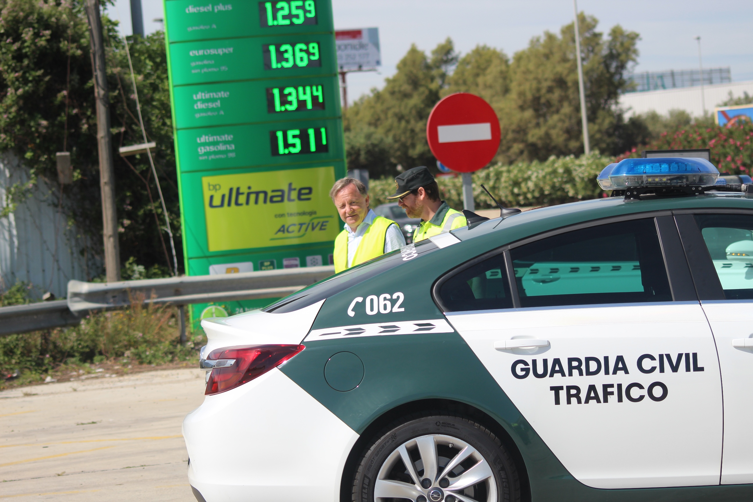 Guardia Civil DGT tráfico móvil (1)