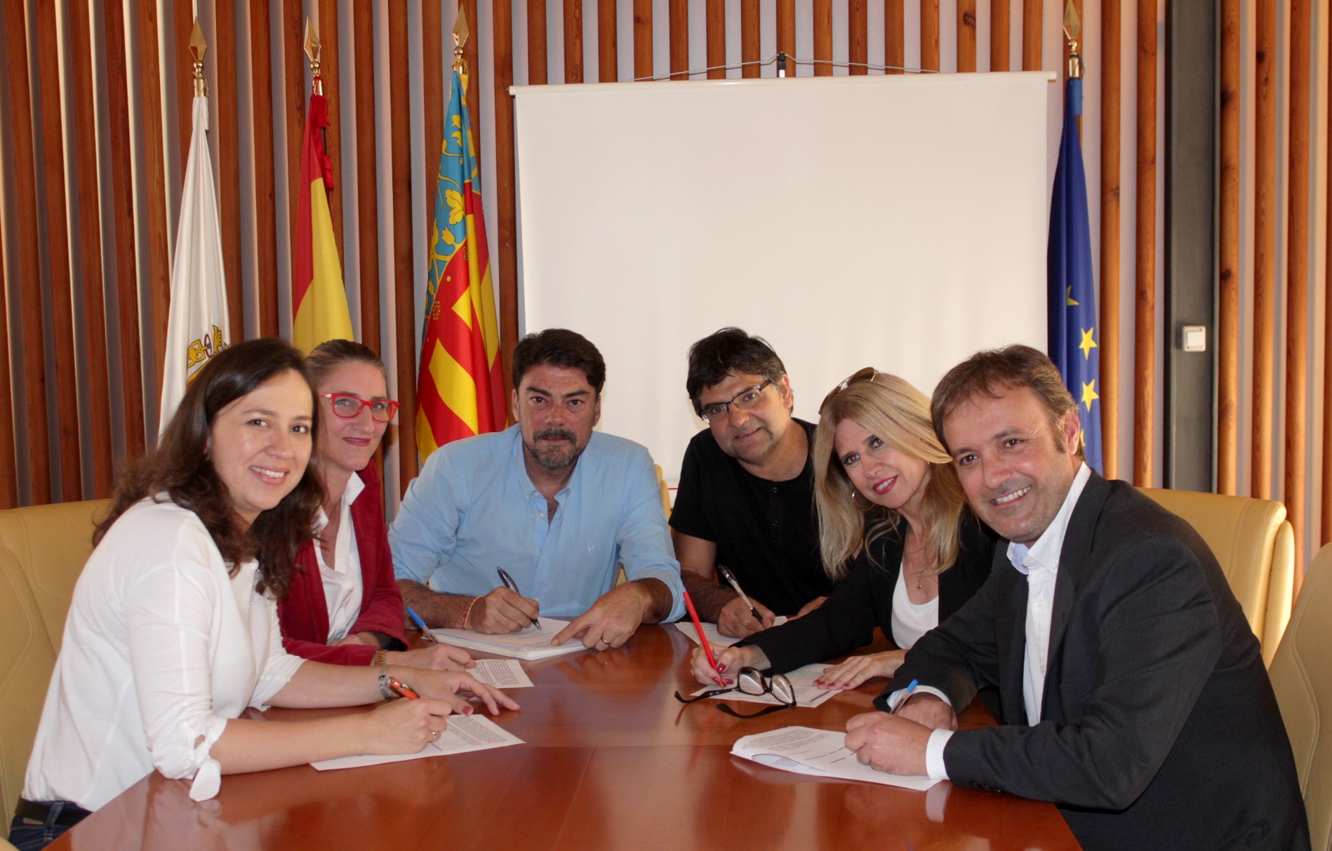 Declaración Institucional depósitos Portavoces políticos Alicante Pleno (2)