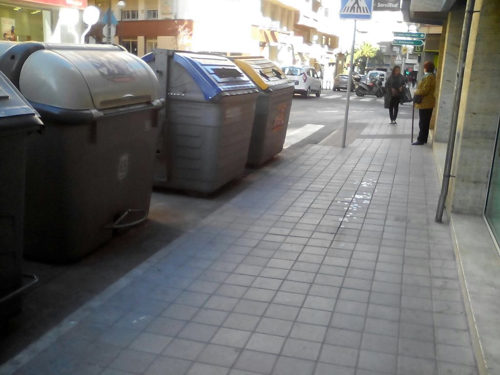 Contenedores limpieza Alicante Semana Santa UTE (7)