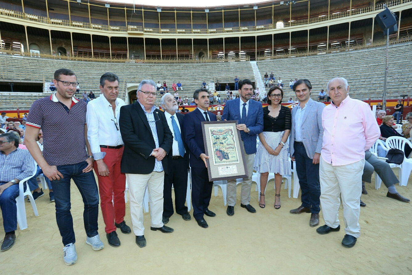 PREGÓN TAURINO ALICANTE 2018 (7).JPG